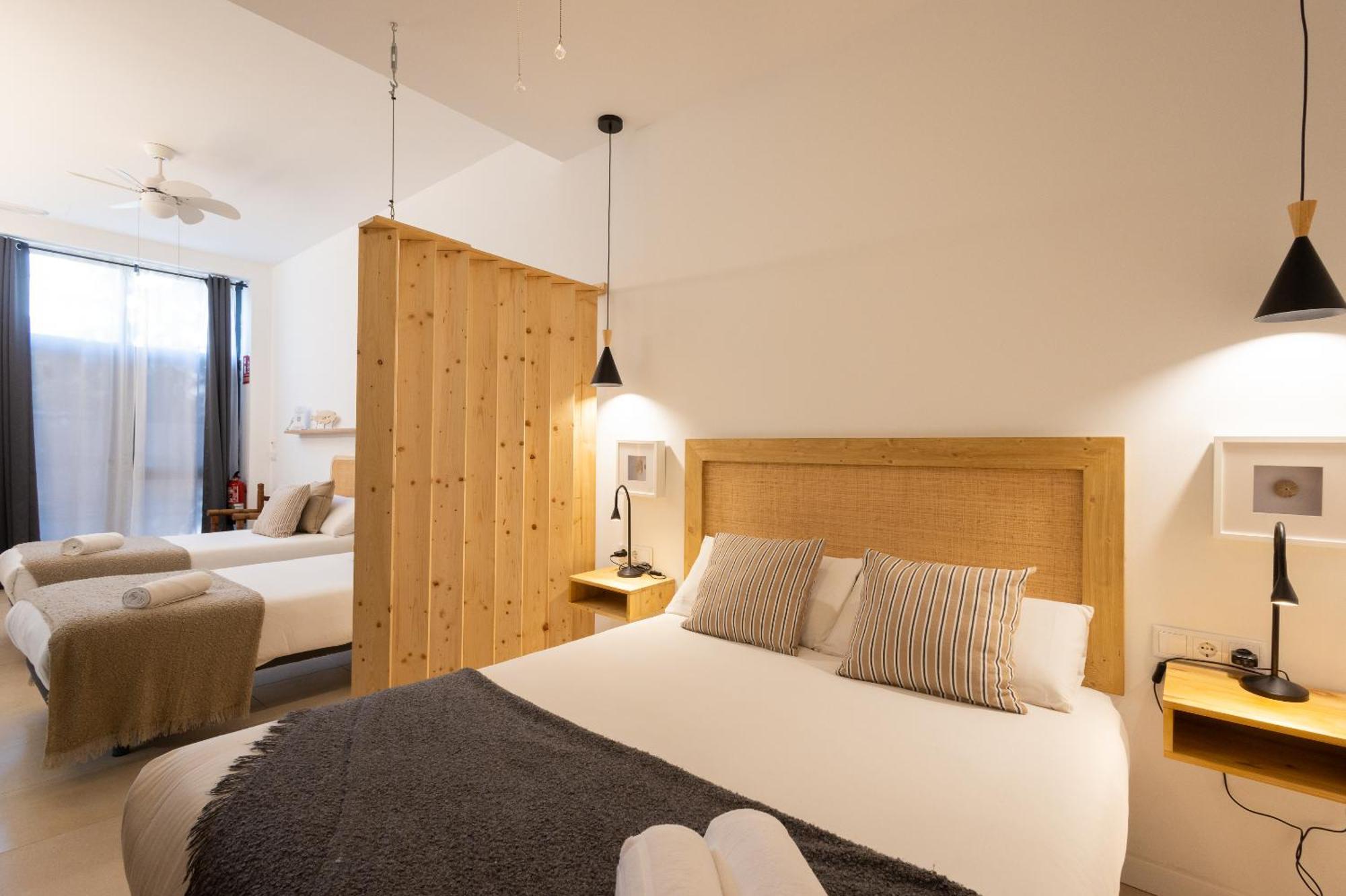 Florit Flats - The Pitiusas Rooms Valencia Exteriör bild